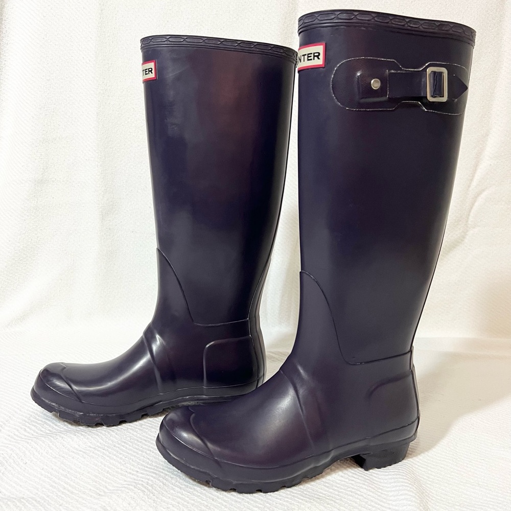 Women’s Original HUNTER Tall Rain Boot - Wellies Women’s US size 7 Dark Purple